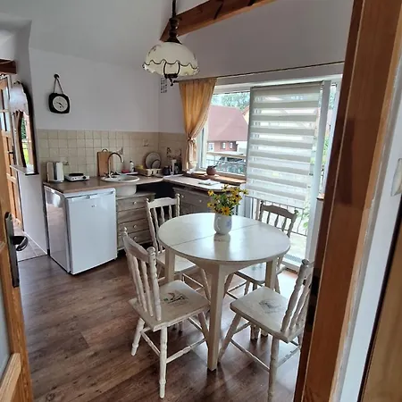 200m Od Plazy Apartment